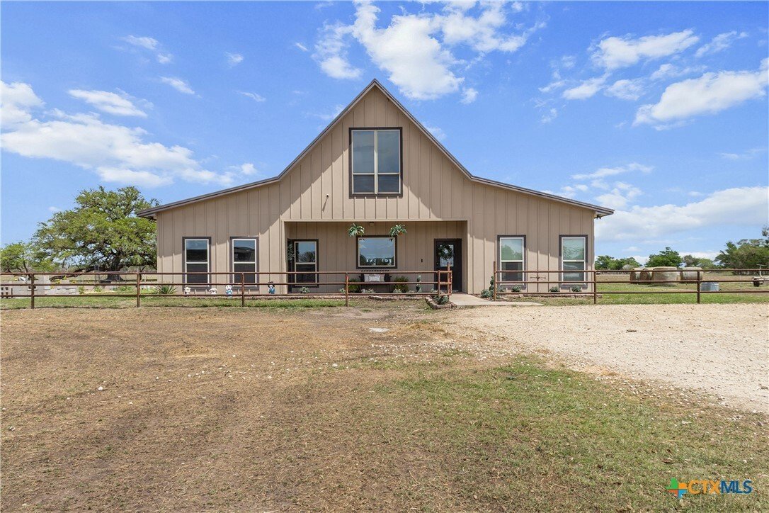 House in Goliad, Texas, United States 2 - 17703692
