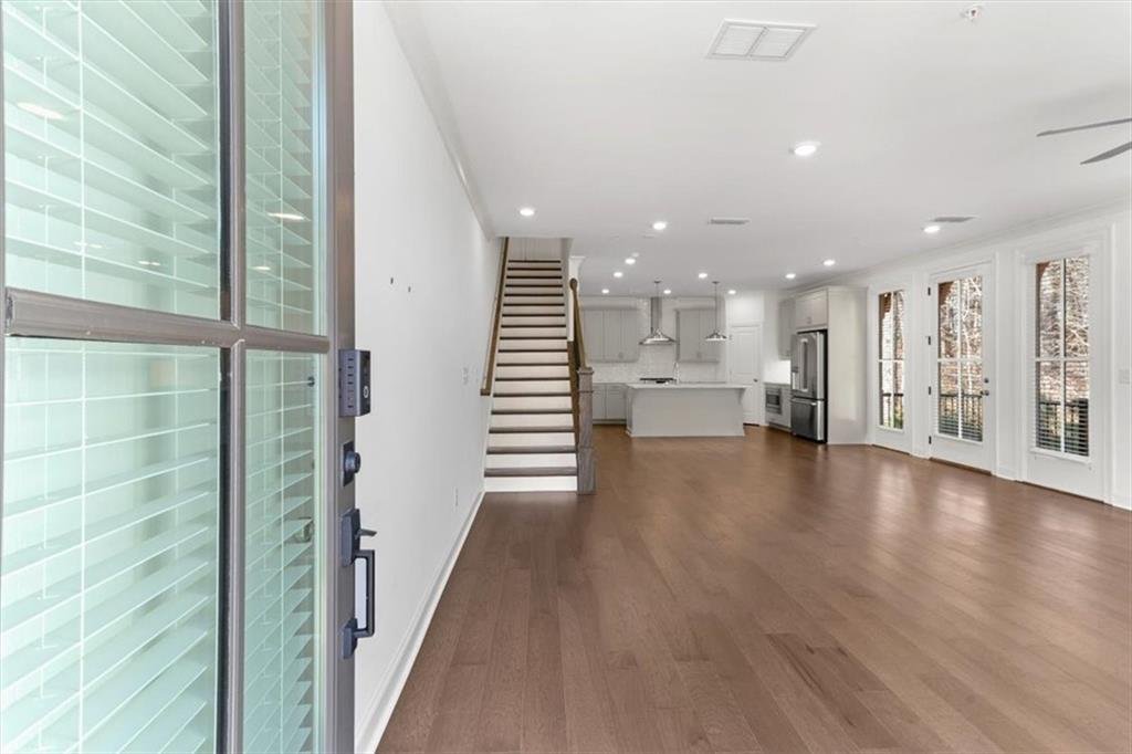 Townhouse in Alpharetta, Georgia, United States 4 - 17703527
