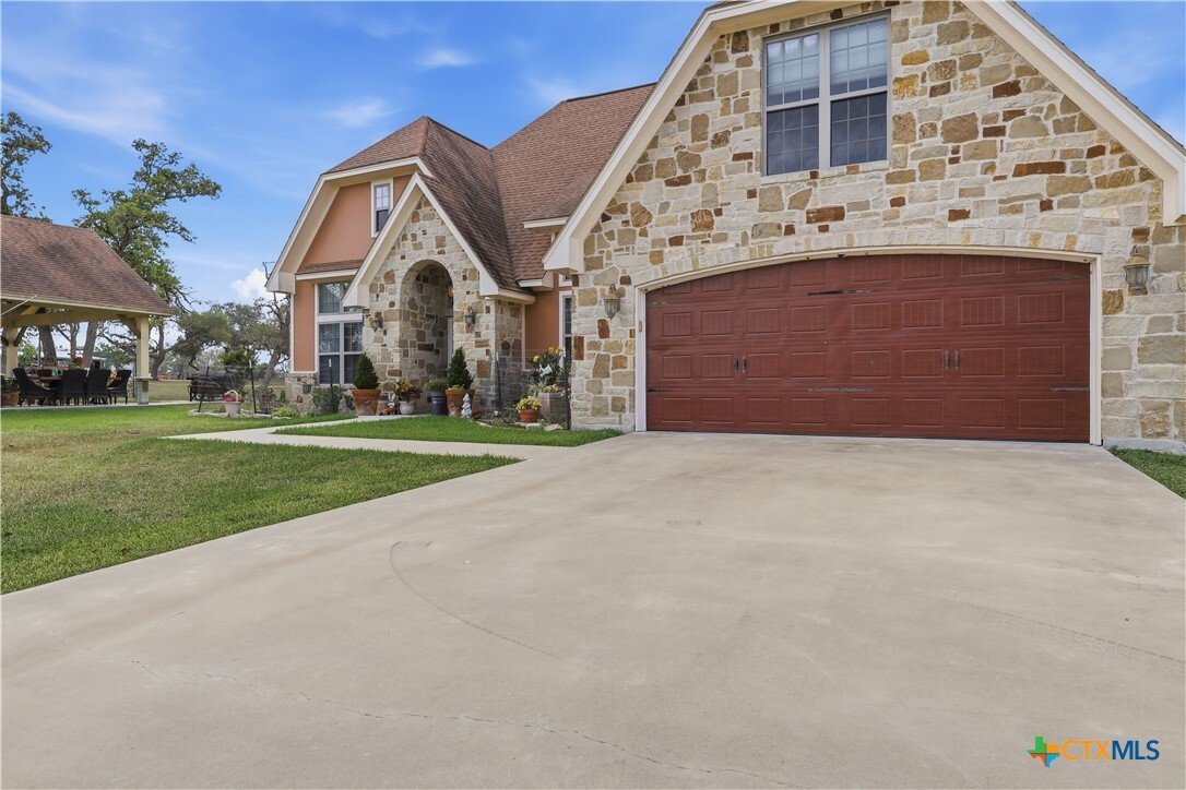 House in Goliad, Texas, United States 2 - 17662378