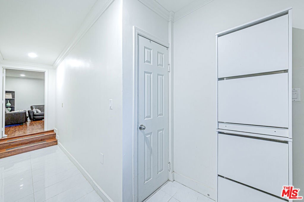 House in Glendale, California, United States 4 - 17706497