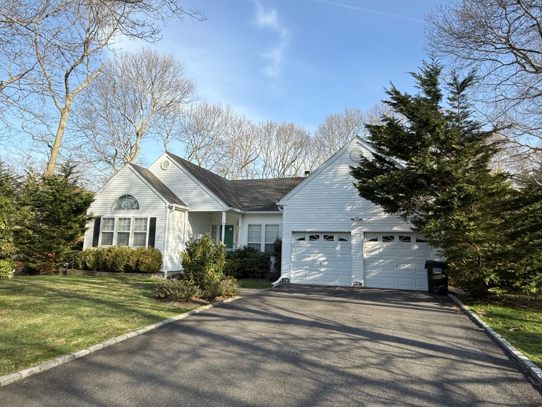 Westhampton, New York, United States 1 - 17710134