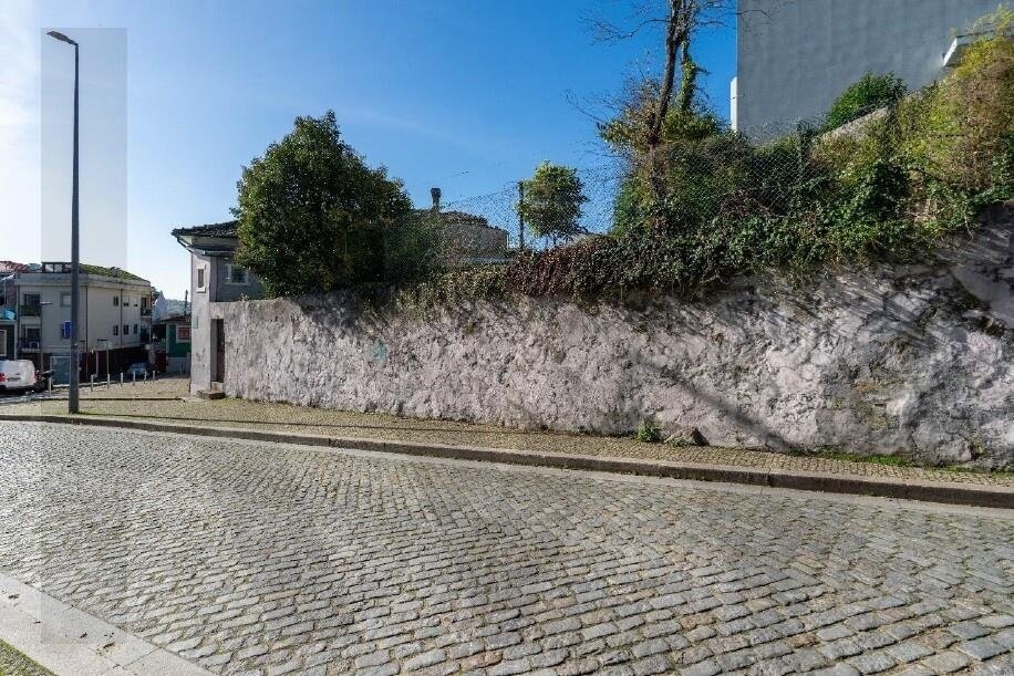 House in Lordelo do Ouro e Massarelos, Porto District, Portugal 3 - 17705452