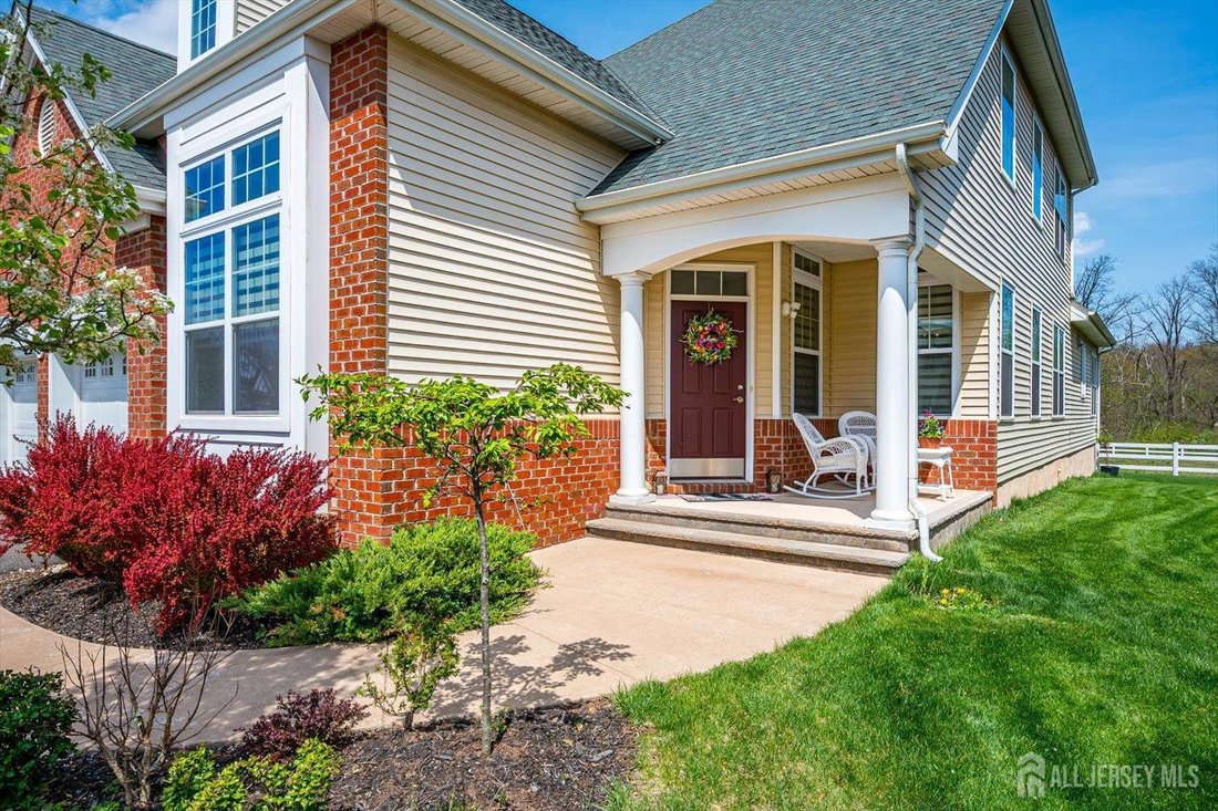 House in Hillsborough, New Jersey, United States 5 - 17711749