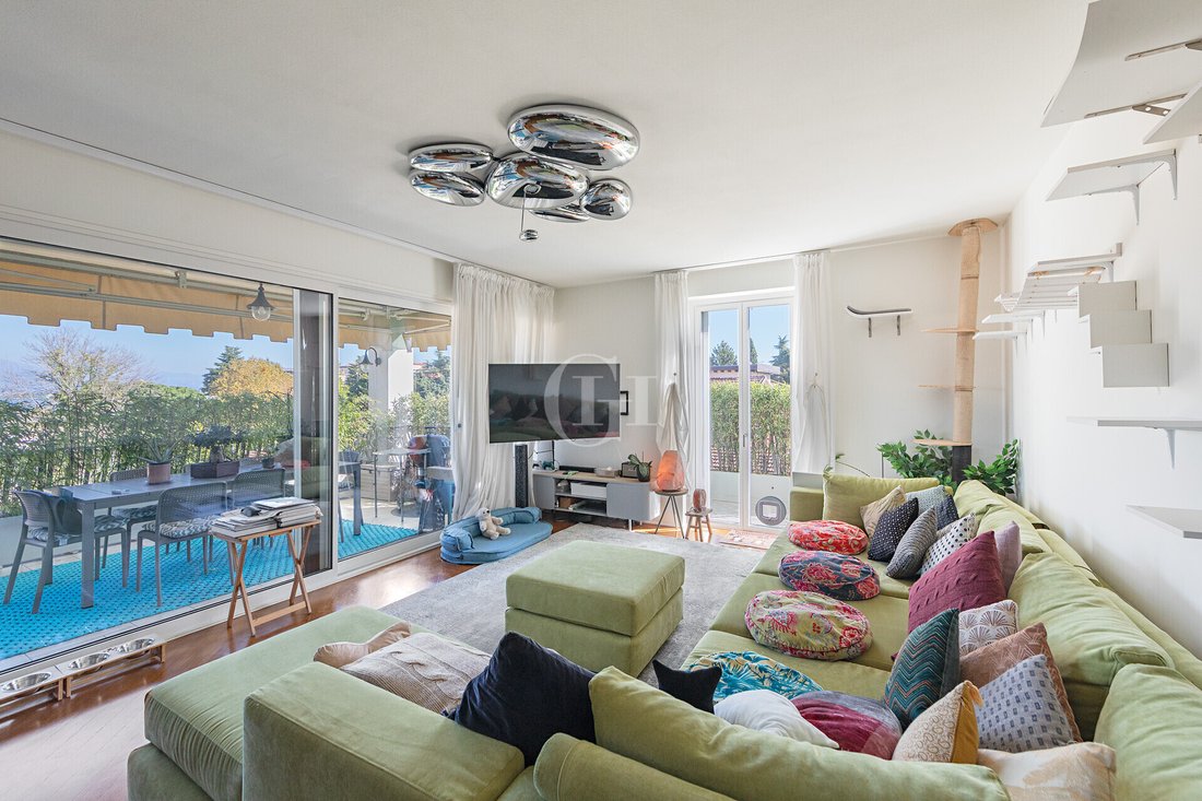 Penthouse in Desenzano Centro, Desenzano del Garda, Lombardy 2 - 17710697