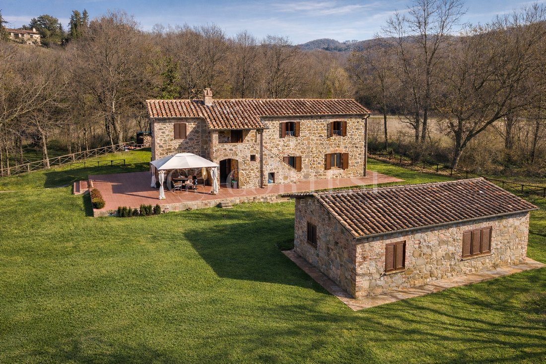 Villa in Città della Pieve, Umbria, Italy 1 - 17702861