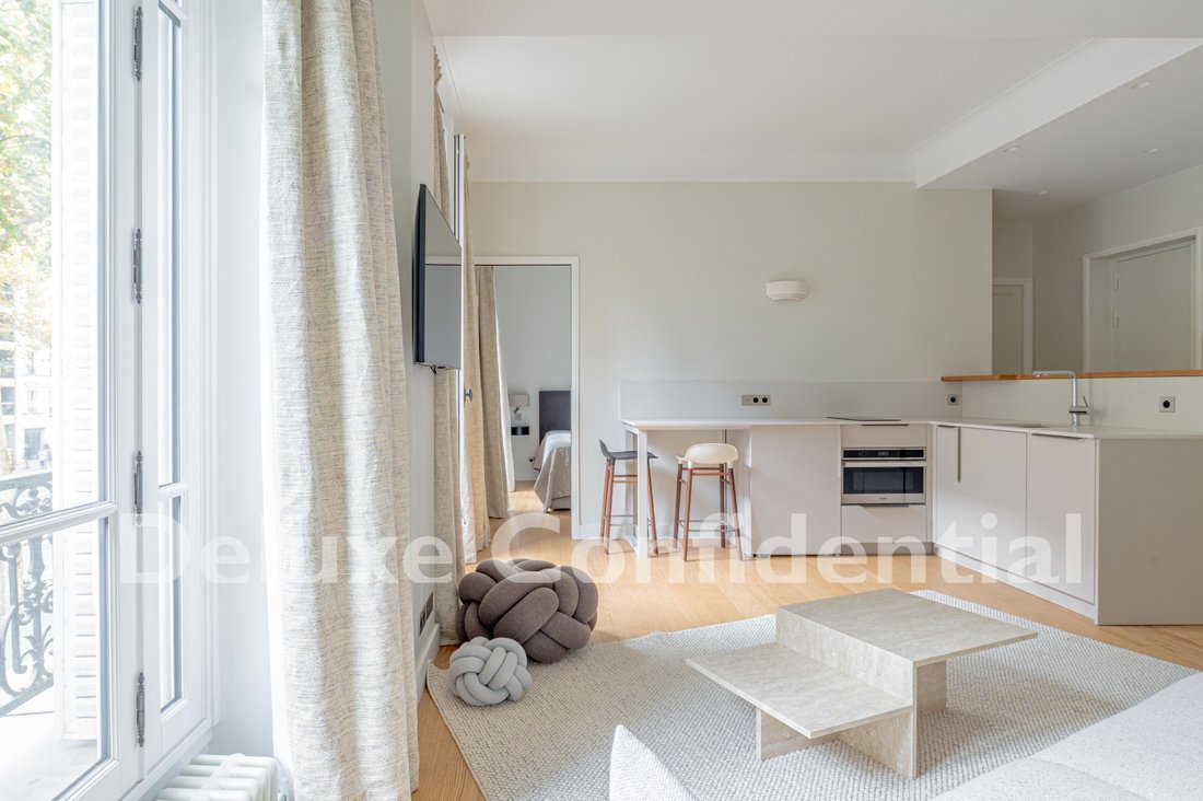 Apartment in Odéon, Paris 6e Arrondissement, Paris 2 - 17707370