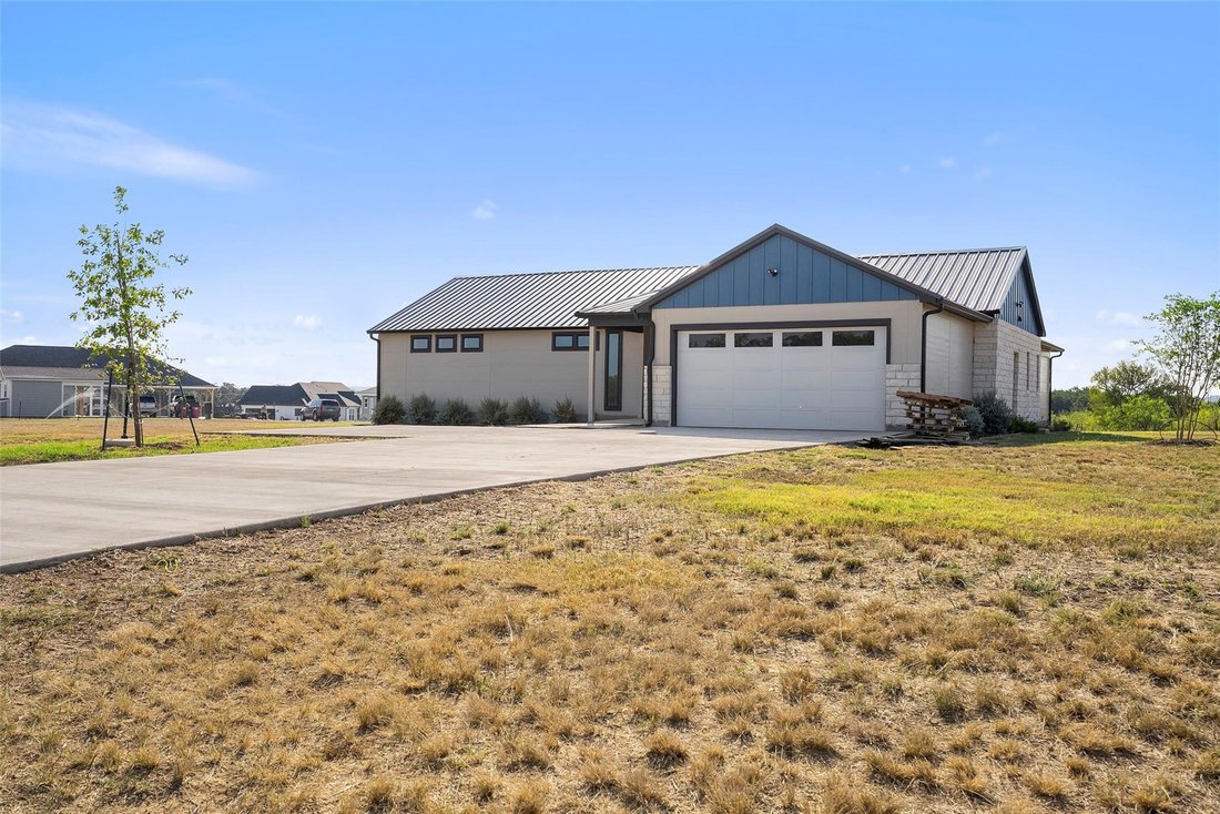 House in Red Rock, Texas, United States 3 - 17712957