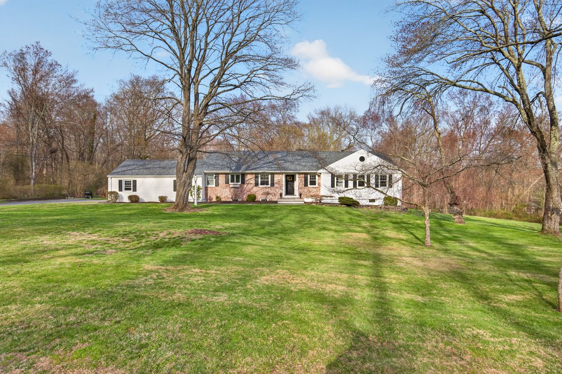House in Woodbridge, Connecticut, United States 1 - 17702818