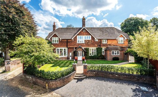 House in Shalford, England 1