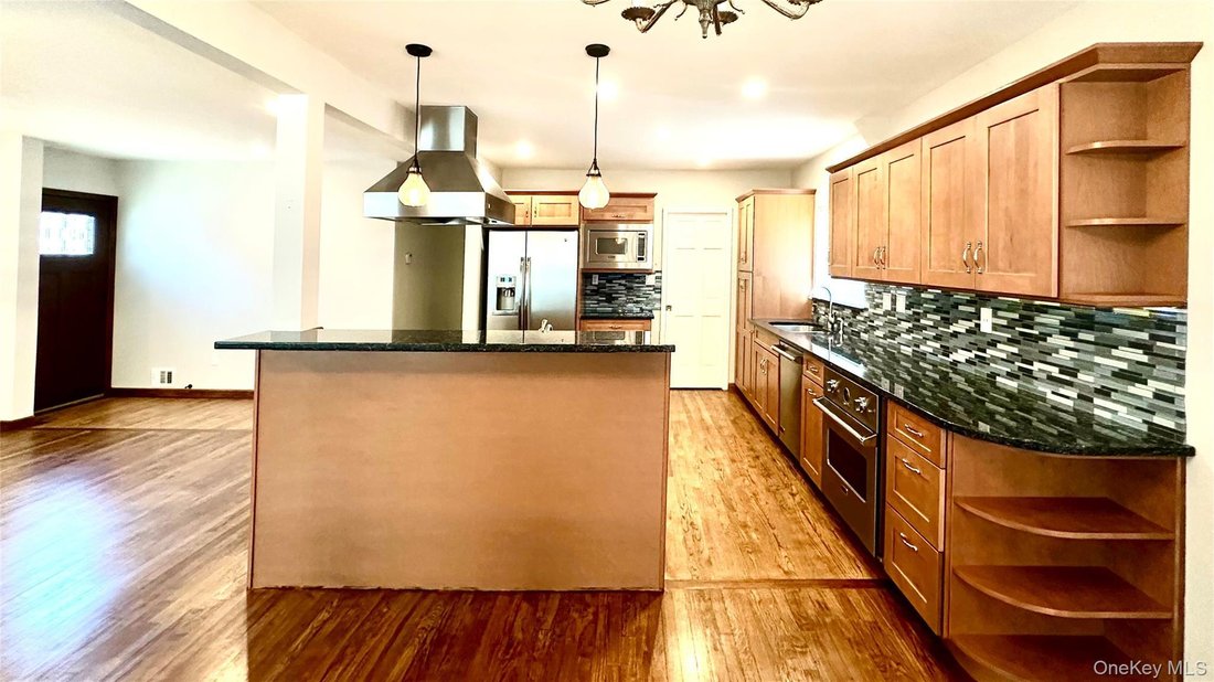 House in New York, New York, United States 4 - 17707607