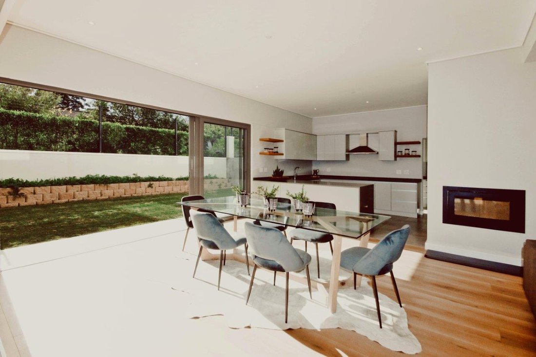 Estate in Golden Acre, Cape Town, South Africa 5 - 17705562