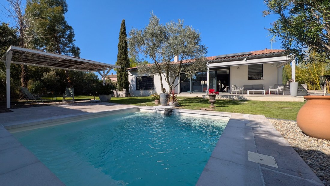 Villa in Hôtel de Ville, Morieres-les-Avignon, France 1 - 17709807