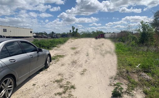 Land in Lakeland, Florida, United States 1