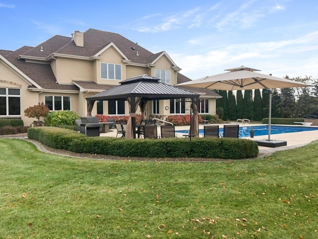 House in Crown Point, Indiana, United States 5 - 17709452