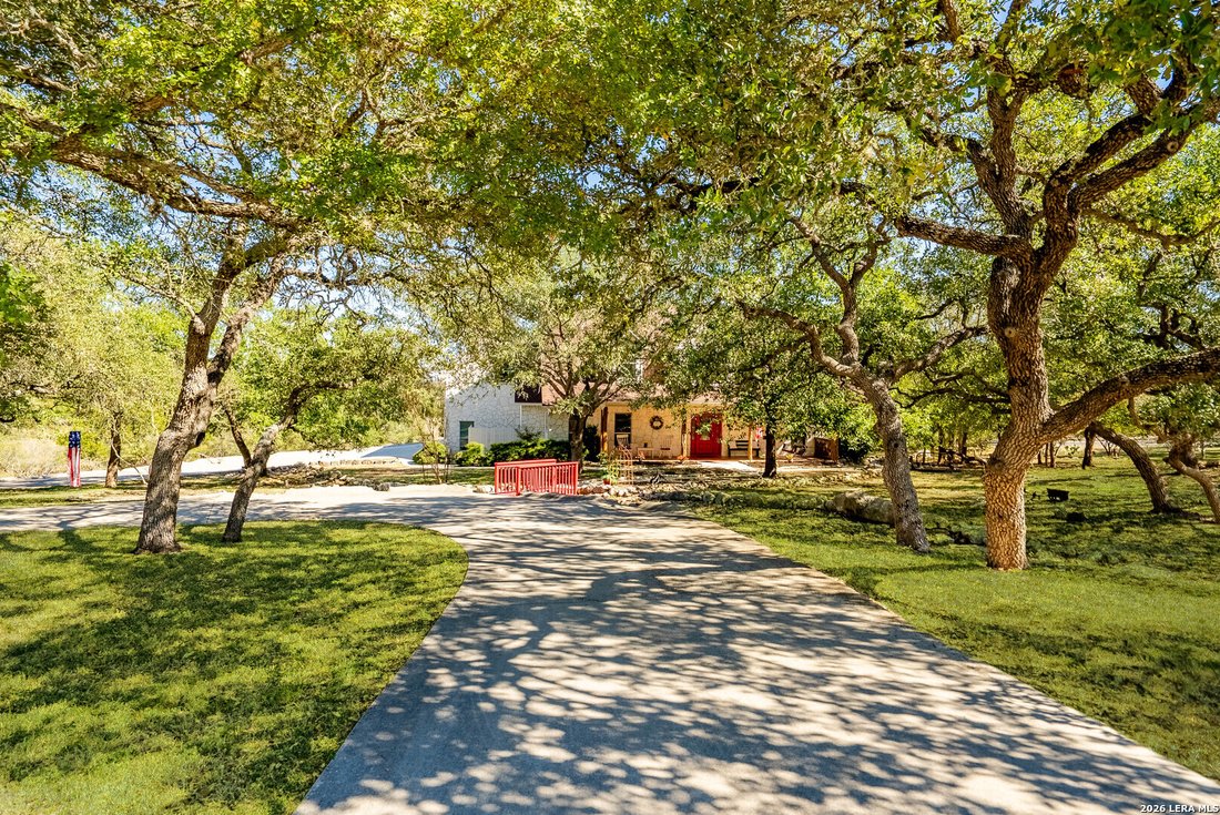 House in New Braunfels, Texas, United States 3 - 17708862