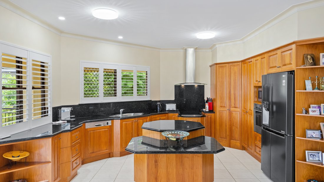 House in Bayview Heights, Queensland, Australia 5 - 17718316