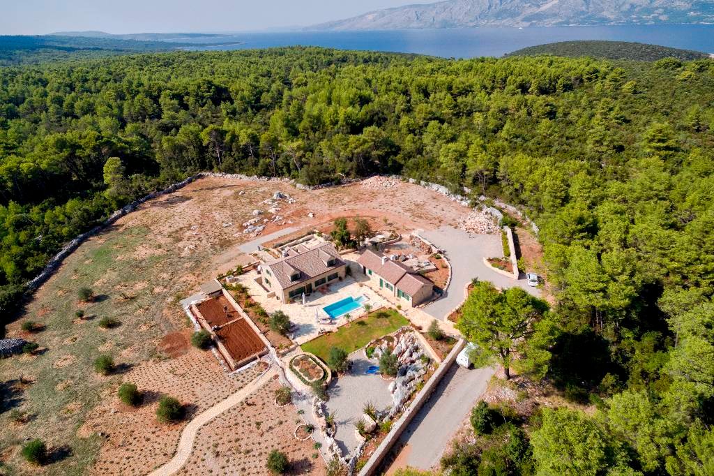 Villa in Velo Grablje, Split-Dalmatia County, Croatia 3 - 17708788