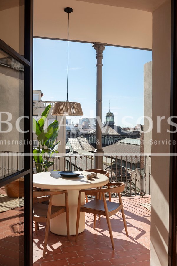 Apartment in Ciutat Vella, Barcelona, Spain 3 - 15876802