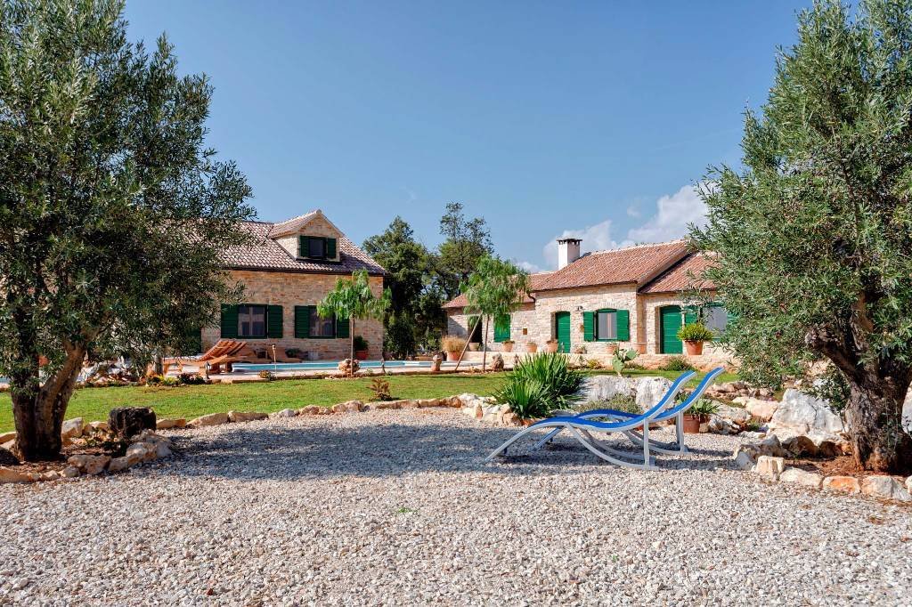 Villa in Velo Grablje, Split-Dalmatia County, Croatia 4 - 17708788