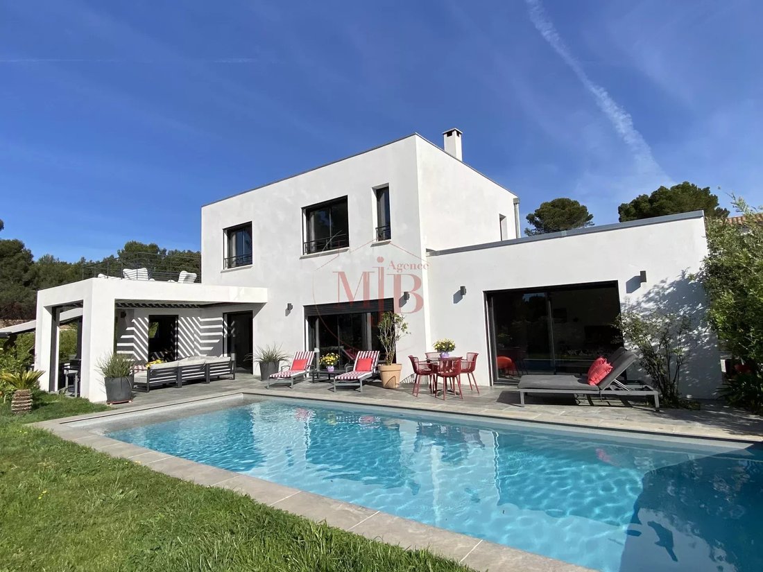 Villa in Zone Urbaine, Lambesc, France 1 - 17049148