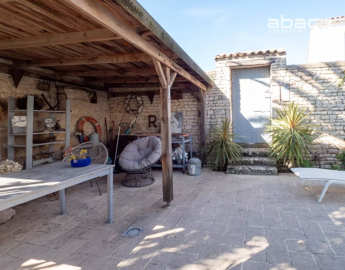 House in Le Bois-Plage-en-Ré, Nouvelle-Aquitaine, France 3 - 17703704