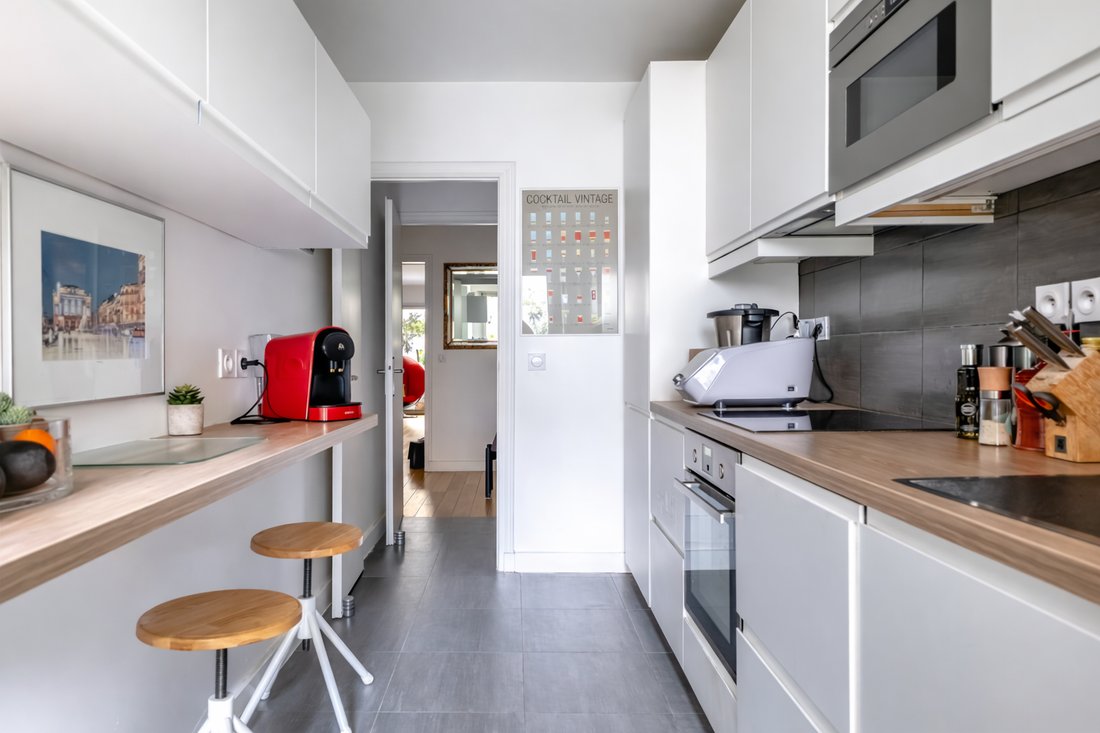 Apartment in Pereire-Malesherbes, Paris 17e Arrondissement, Paris 5 - 17707420