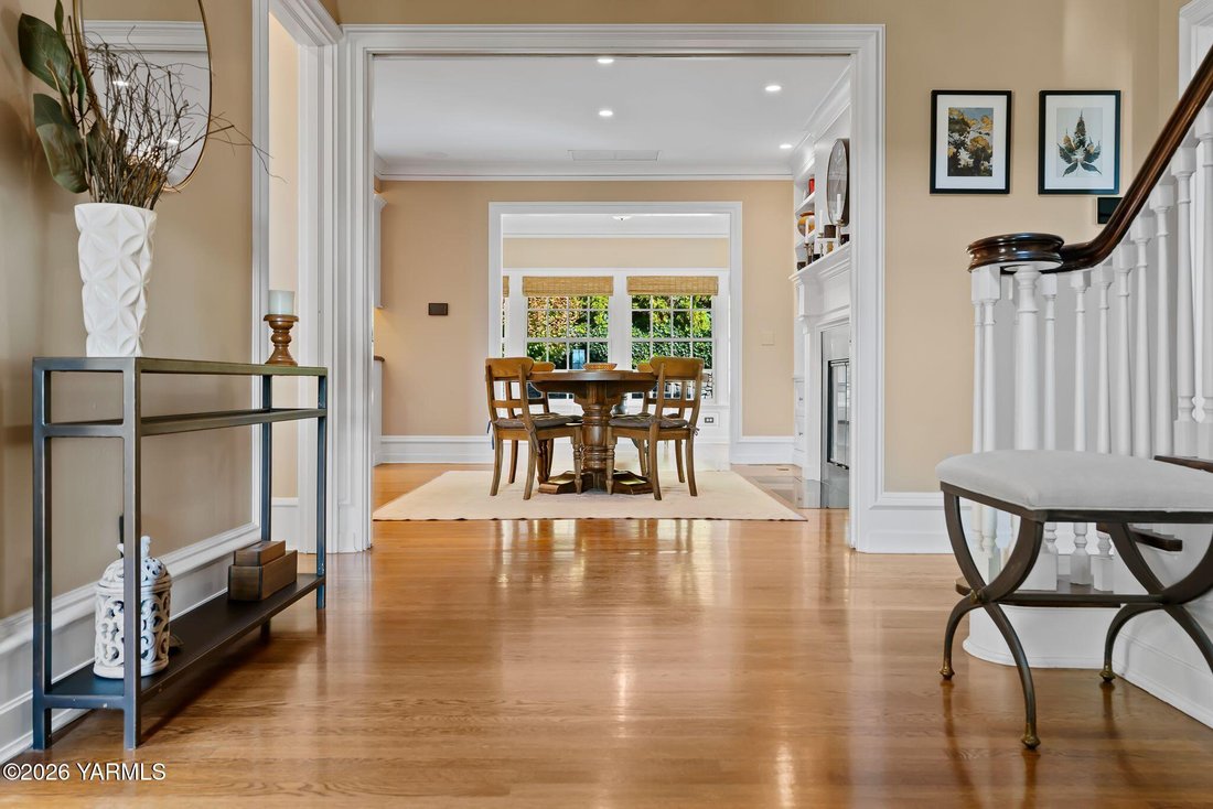 House in Yakima, Washington, United States 4 - 17715681