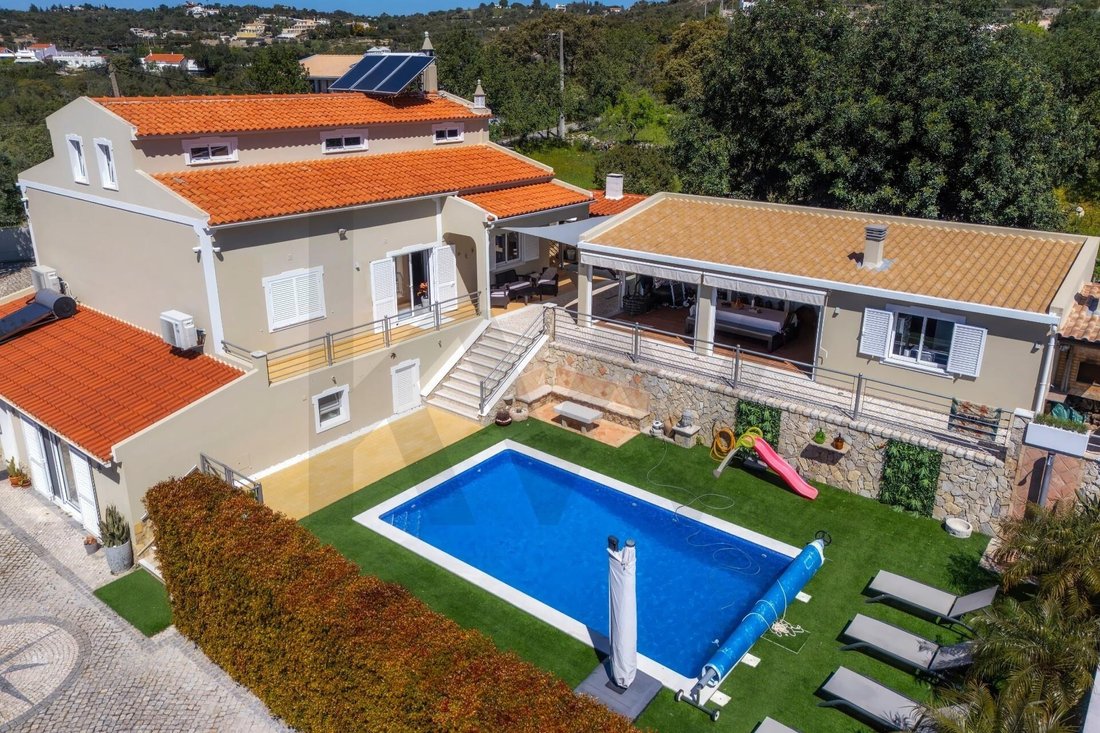 House in Loule (Sao Clemente), Algarve, Portugal 1 - 17705453