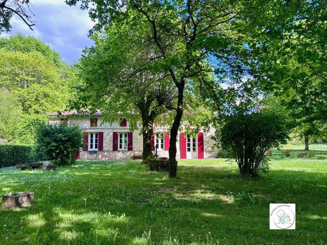 House in Pugnac, Nouvelle-Aquitaine, France 1 - 16949749