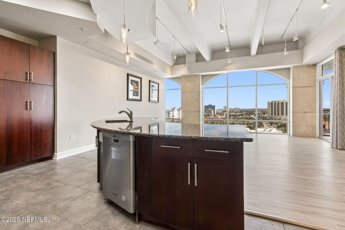 Condo in Jacksonville Beach, Florida, United States 1 - 17710339