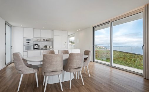 House in Santa Cruz, Madeira, Portugal 1