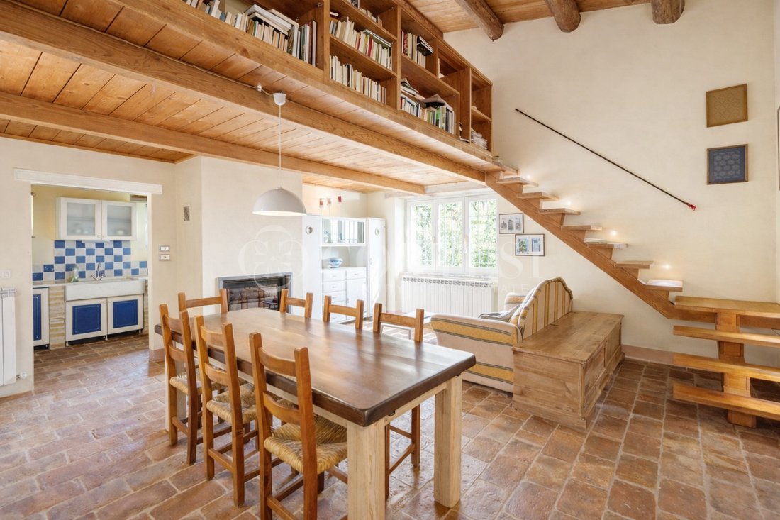 Villa in Umbertide, Umbria, Italy 3 - 16469506
