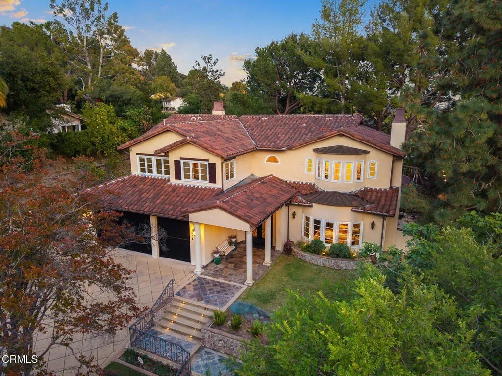 House in Sierra Madre, California, United States 3 - 17703375