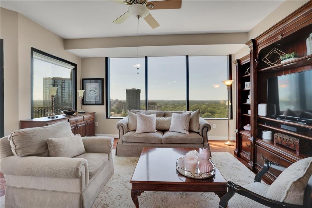 Condo in Atlanta, Georgia, United States 2 - 17703498