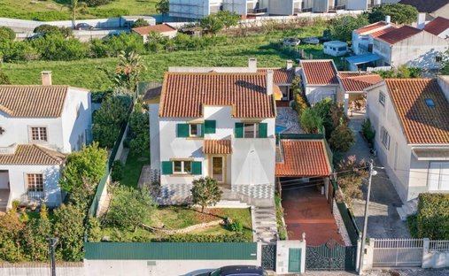 House in Sesimbra (Castelo), Setubal, Portugal 1
