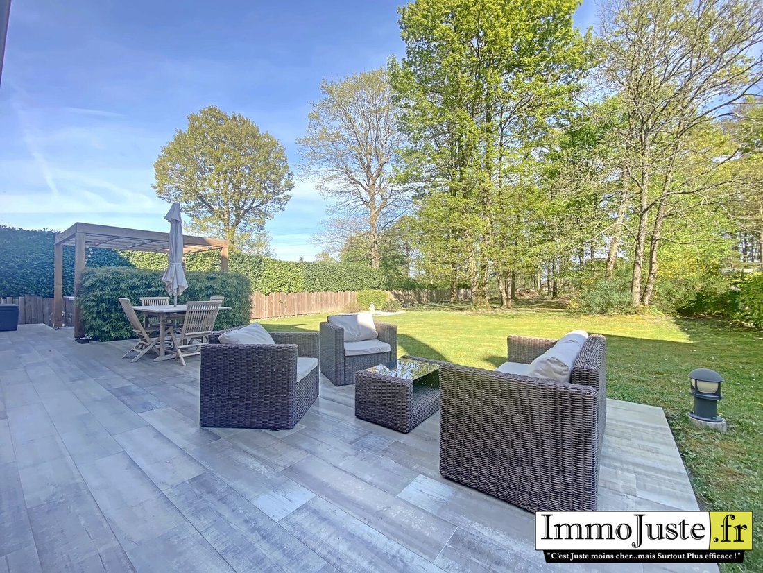 House in Le Mesnil-Saint-Denis, Ile-de-France, France 4 - 17709971