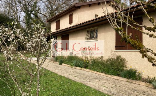 House in Loustalot, Gradignan, France 1