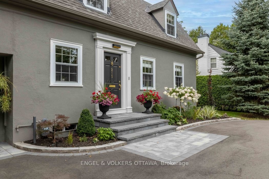 House in Ottawa, Ontario, Canada 3 - 17708208