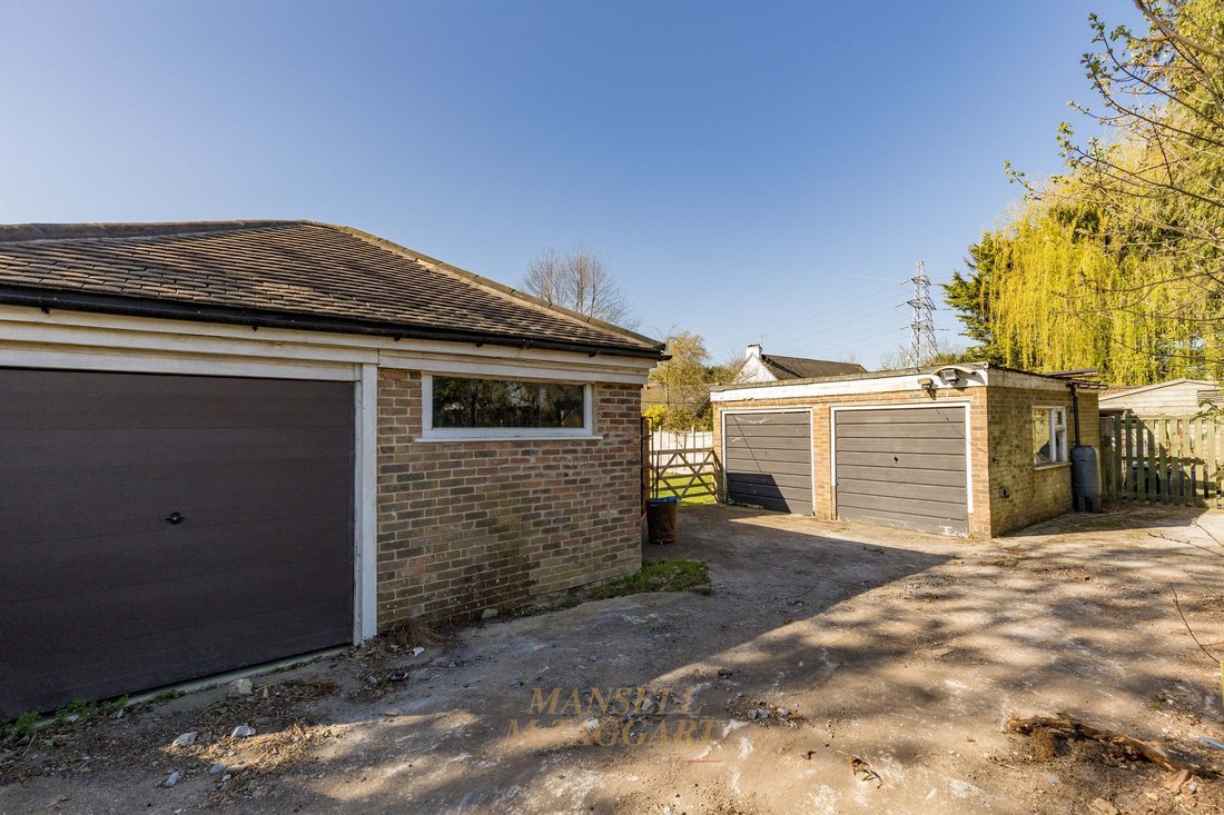 House in Shipley Bridge, South Godstone, England 2 - 17704534