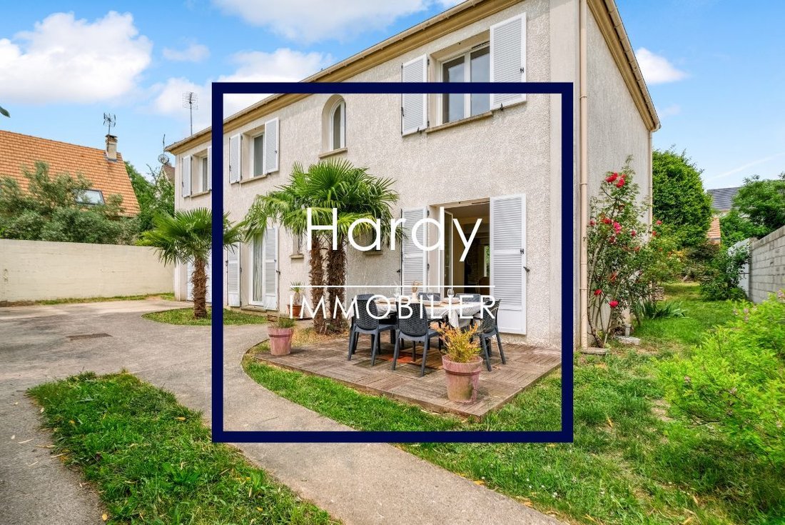 House in Osny, Ile-de-France, France 1 - 15768061