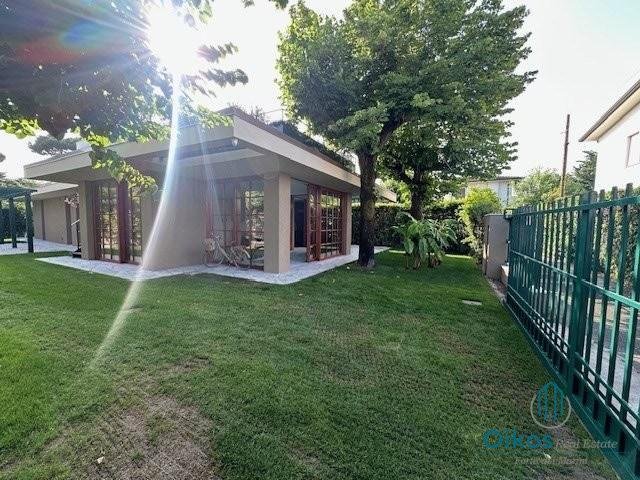 Villa in Vittoria Apuana, Forte dei Marmi, Tuscany 3 - 17708631