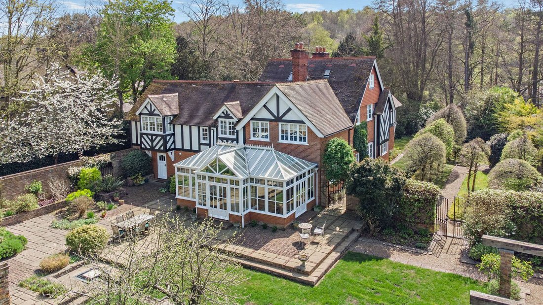House in Goring, England 1 - 17704671
