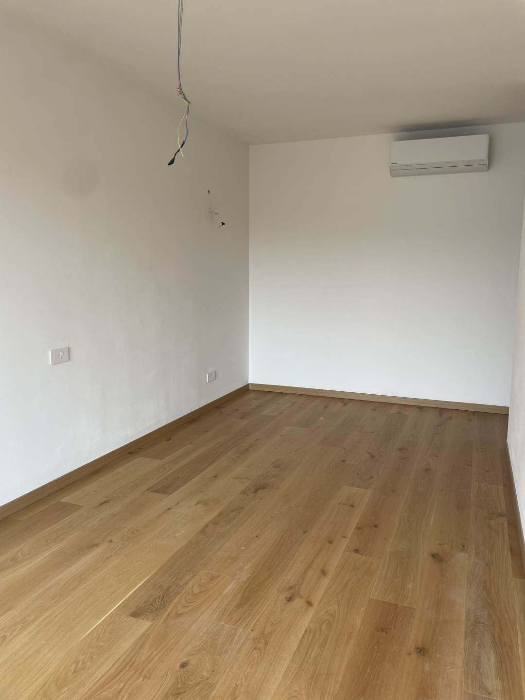Apartment in Desenzano Centro, Desenzano del Garda, Lombardy 4 - 17708012