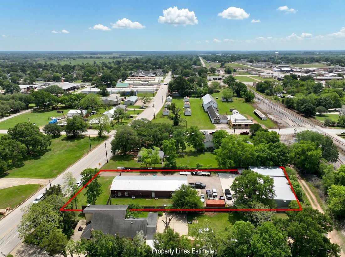 House in Sealy, Texas, United States 2 - 17717052