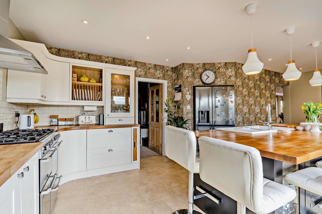 House in Halesowen, Dudley, England 4 - 17703145