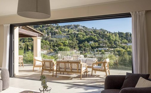 Villa in Saint-Paul-de-Vence, Provence-Alpes-Côte d'Azur, France 1