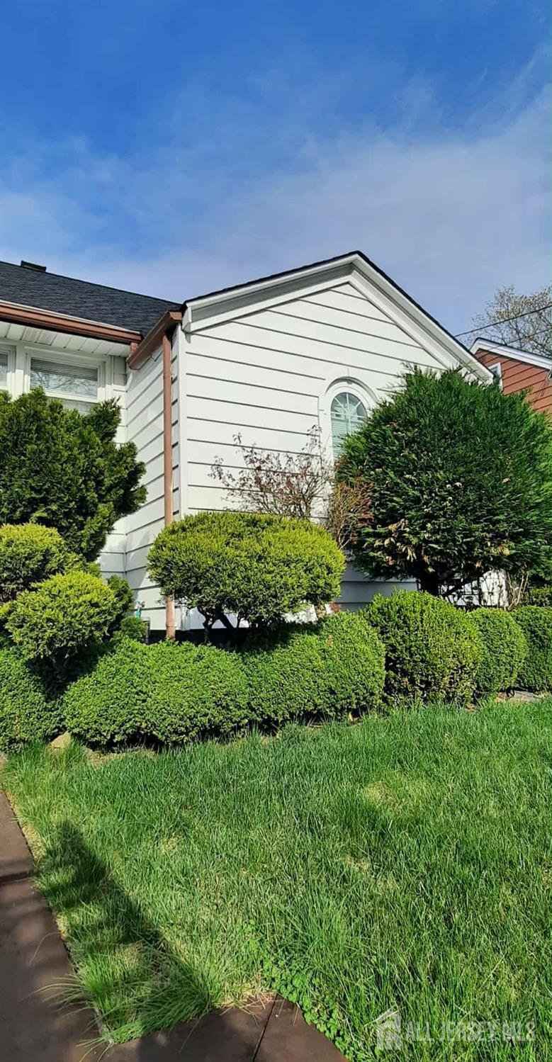 House in Metuchen, New Jersey, United States 2 - 17702805
