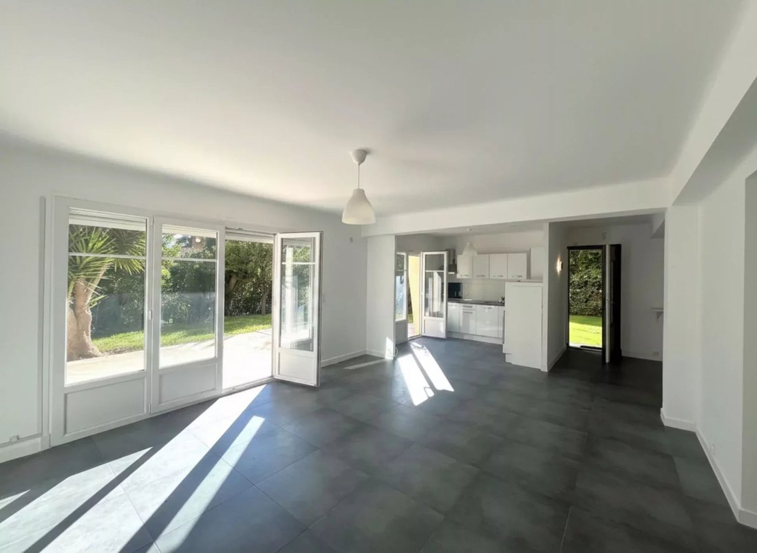 Appartement à Èze, Provence-Alpes-Côte d'Azur, France 4 - 16746226