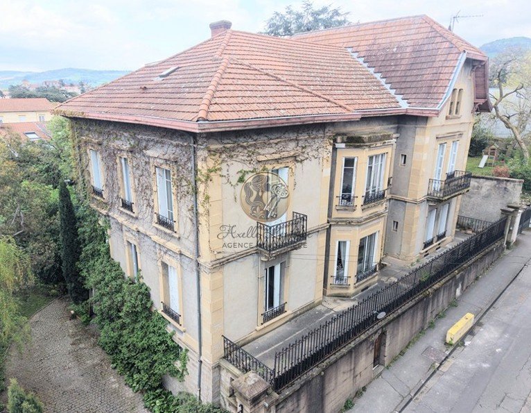 House in Izieux-La Varizelle-La Chabure-Le Creux, Saint-Chamond, France 2 - 16983335