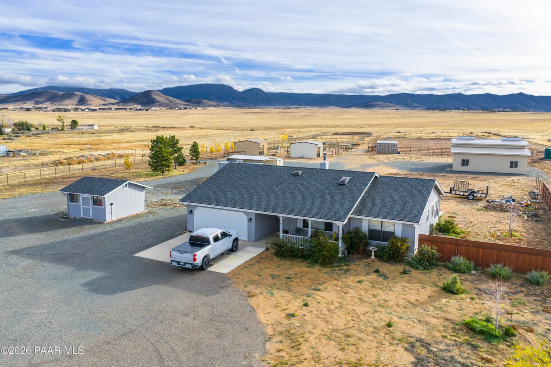 Prescott Valley, Arizona, United States 2 - 17704793